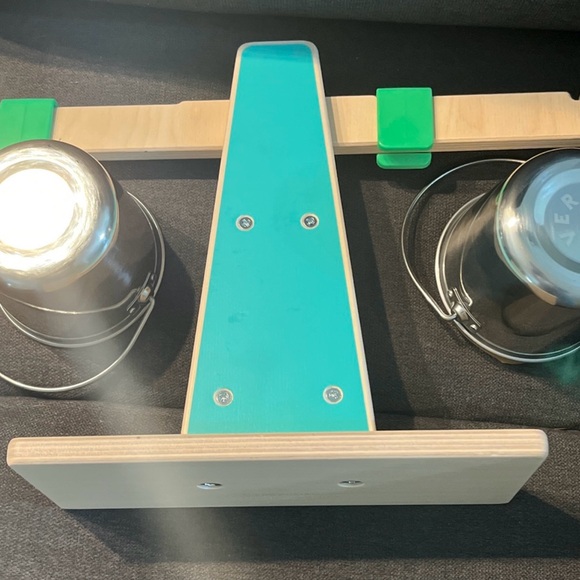 LOVEVERY "The Enthusiast Play" Every Which Weigh Scale & Pails (28-30 Months) - Picture 6 of 7